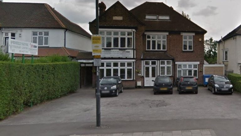 Vets Now Harrow Veterinary Clinic 895x503 1 768x432